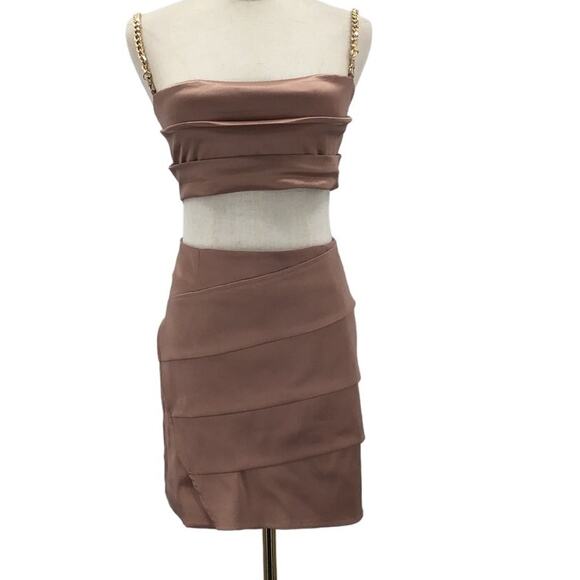 BLITHE SZ L Mauve Sleeveless Chain Strap Cropped Pleated 2 Piece Set NWT B79 - Picture 1 of 10